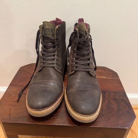 Steve madden sargge combat boots
